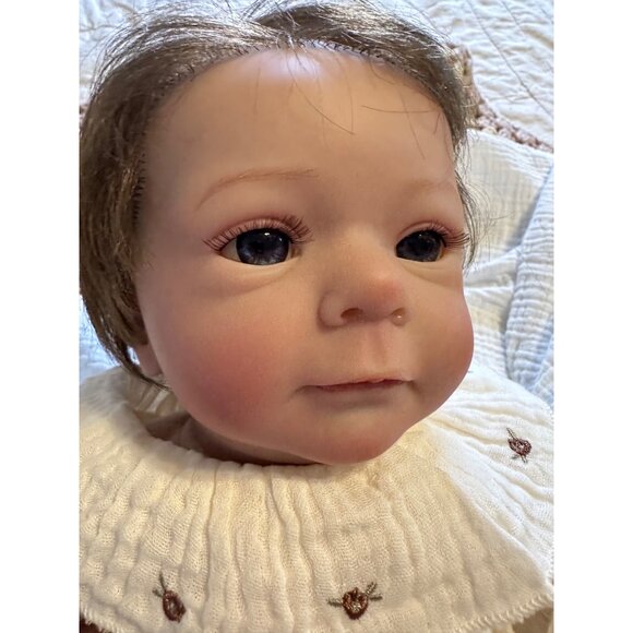 G. Hegler Lifelike Newborn Baby Doll Reborn Baby style Outfit Blanket imaginary - Picture 5 of 16